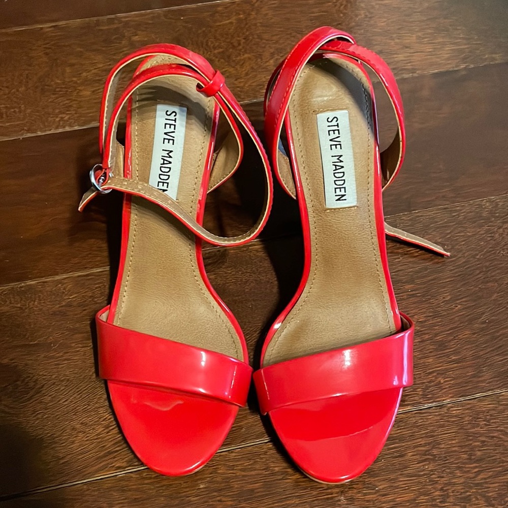 Steve Madden Reno Red Heels